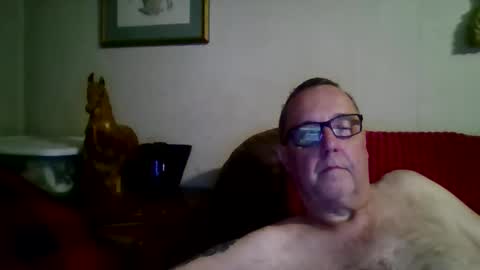 lovesummer69 online show from April 7, 1:05 am