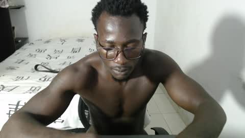 Lowmay palacios online show from March 25, 4:22 pm