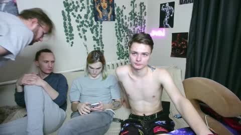Snapshot of loyasteve chatting on January 11, 10:40 am VECTORSTEVEPVT IS OPEN online show from January 11, 10:40 am