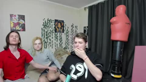 Snapshot of loyasteve chatting on February 16, 12:22 am VECTORSTEVEPVT IS OPEN online show from February 16, 12:22 am