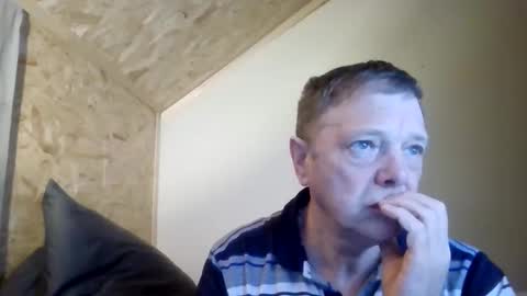 lu485947452685193669 online show from December 28, 10:02 pm