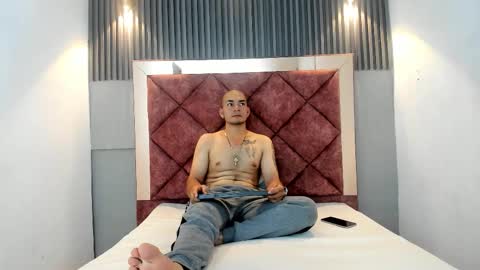 Luca online show from February 28, 7:46 pm