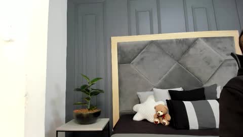 luca_morettii online show from November 16, 12:29 pm