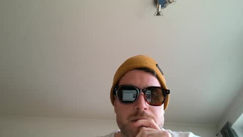 lucaaas301 online show from February 14, 2:34 pm