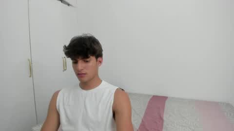 lucacosta19 online show from May 28, 2:20 am