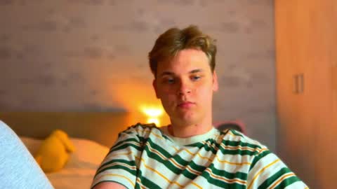 Lucas Gill online show from April 12, 8:21 pm