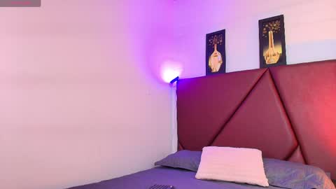 Lucas lovee online show from April 18, 1:01 pm