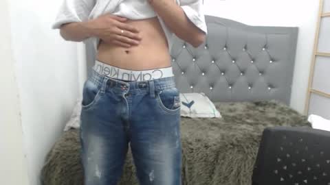  LUCAS RIVAS  online show from November 11, 10:48 pm