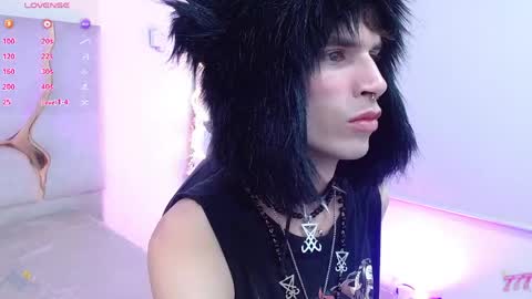 Lucas online show from June 2, 4:02 am