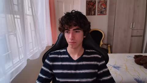 lucas_xo online show from October 21, 9:06 pm