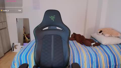 lucas_xo online show from March 3, 8:26 pm