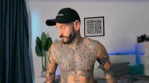 lucasexclusive online show from May 16, 10:36 am