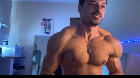 lucasfit24 online show from February 25, 2:51 pm