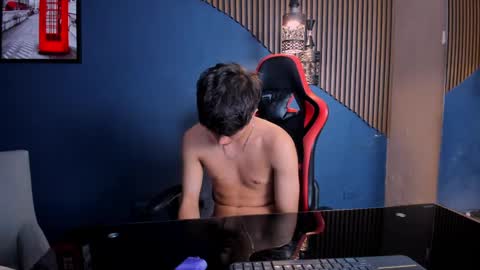 Lucasopry online show from April 9, 1:28 pm