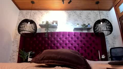 Lucca Moreti online show from April 7, 4:56 am