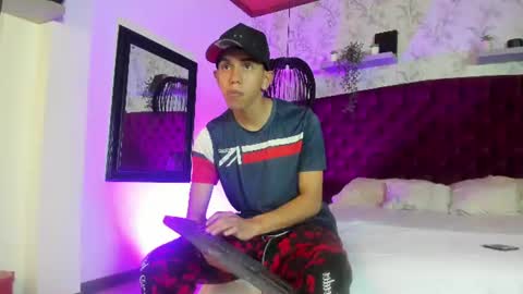 Lucca Moreti online show from June 29, 2:40 am