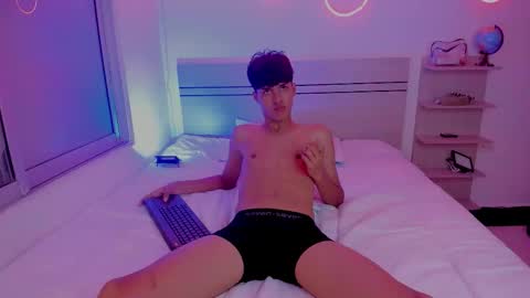 Luccas Ferreira online show from December 2, 7:50 pm