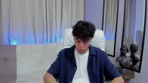 Lucho online show from April 7, 3:50 am