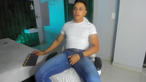 Leo online show from November 12, 12:22 pm