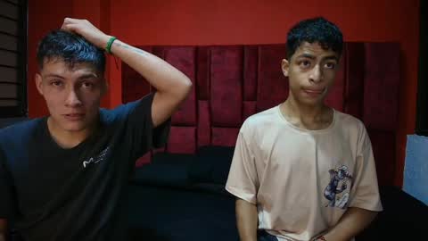 LUCK AND SAMUEL online show from April 5, 3:14 am