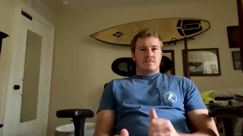 Snapshot of luckboy698 chatting on October 2, 4:33 pm luckboy698 online show from October 2, 4:33 pm