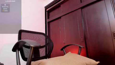 Noor online show from October 11, 1:53 am