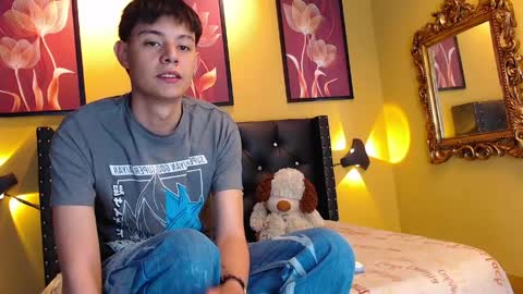 luckk_ online show from April 8, 4:46 am