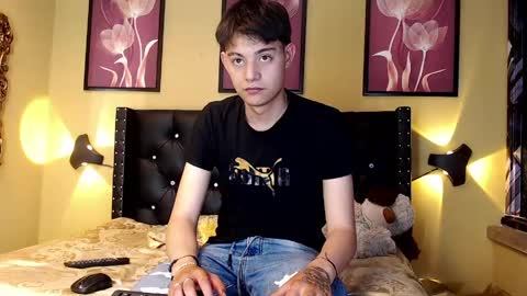 luckk_ online show from April 16, 2:44 am