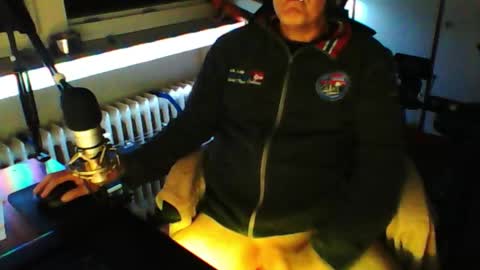        call me  Stefan online show from September 12, 1:38 am