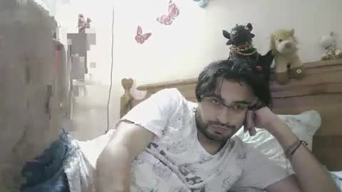 luismiastarot online show from February 9, 4:06 am