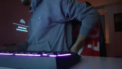 lukasschoetz online show from December 1, 3:48 pm