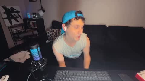 lukatripp online show from April 11, 6:55 pm