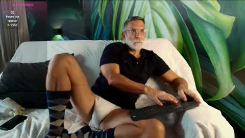 Luke Crews online show from February 15, 3:42 pm