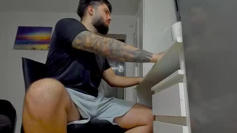 Luke online show from November 12, 9:15 am