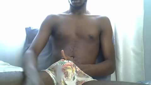 lunalove22_ online show from December 20, 11:39 am