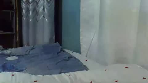 lunalove22_ online show from October 20, 6:56 pm