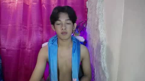 lunarmaxxx online show from March 29, 12:00 am