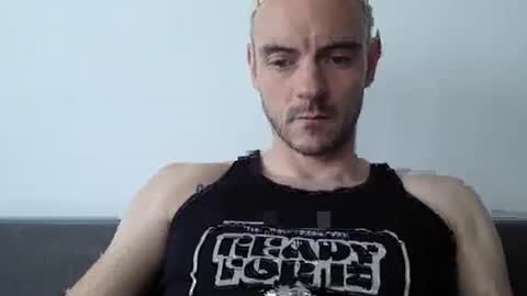 Snapshot of lupine_666 chatting on September 15, 11:44 am Lupine online show from September 15, 11:44 am