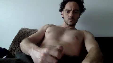 Snapshot of lupine_666 chatting on December 29, 10:01 am Lupine online show from December 29, 10:01 am