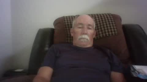 luv269er online show from April 10, 7:43 pm