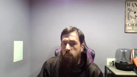 Luv2likslit online show from December 4, 7:48 am