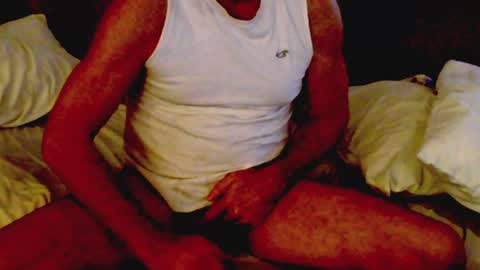 Snapshot of luvthecam2 chatting on December 24, 9:55 pm M Jordan online show from December 24, 9:55 pm