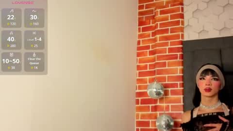 luxuryheavenn online show from April 6, 8:42 pm