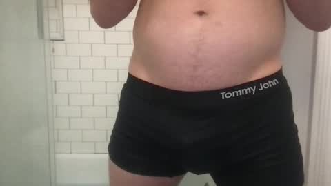 lvguynextdoor440656 online show from October 29, 1:41 am