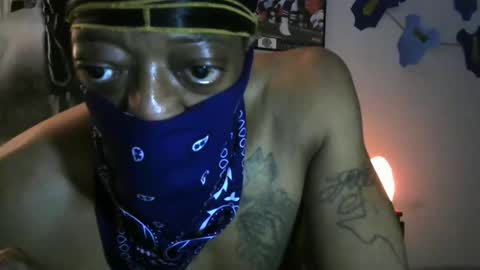 lyricalhippie online show from May 14, 10:46 am
