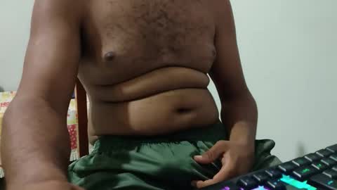 m0ren01995 online show from April 4, 3:36 am