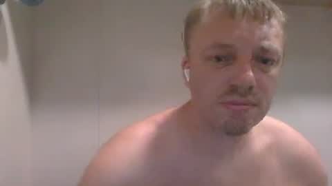 Snapshot of m15kala chatting on January 25, 9:57 am m15kala online show from January 25, 9:57 am