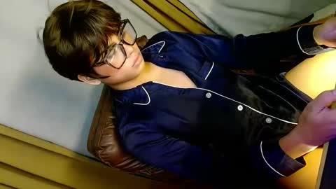 maddison online show from April 7, 5:46 pm