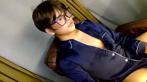 maddison online show from April 15, 3:01 pm