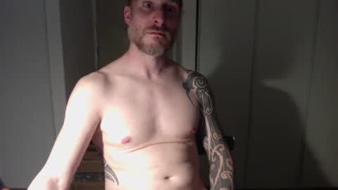 m4rduk online show from December 18, 6:04 pm